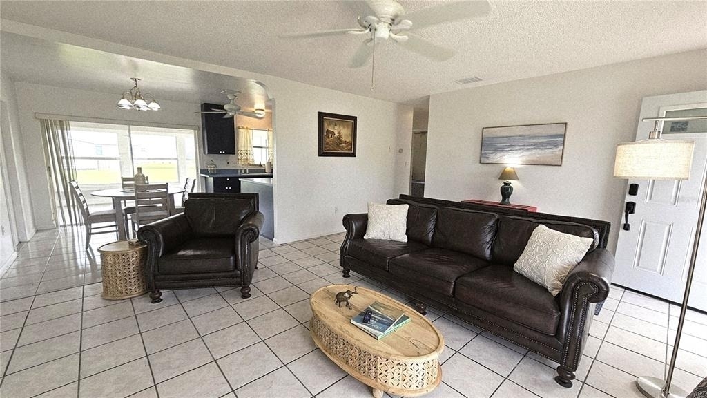 13398 Ballon Avenue - Photo 5