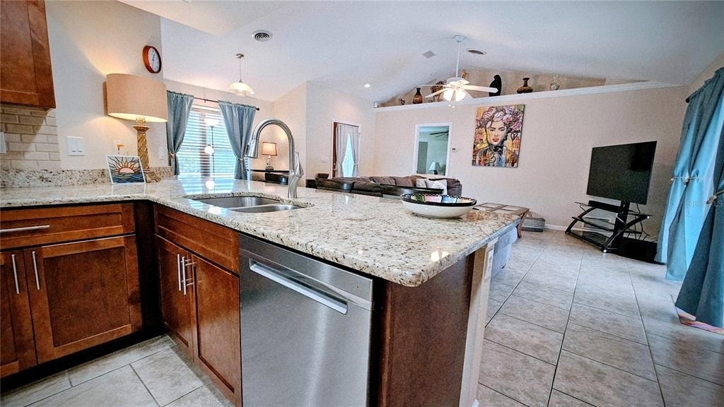 881 Bayshore Drive - Photo 16
