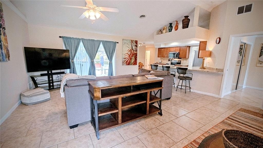 881 Bayshore Drive - Photo 2