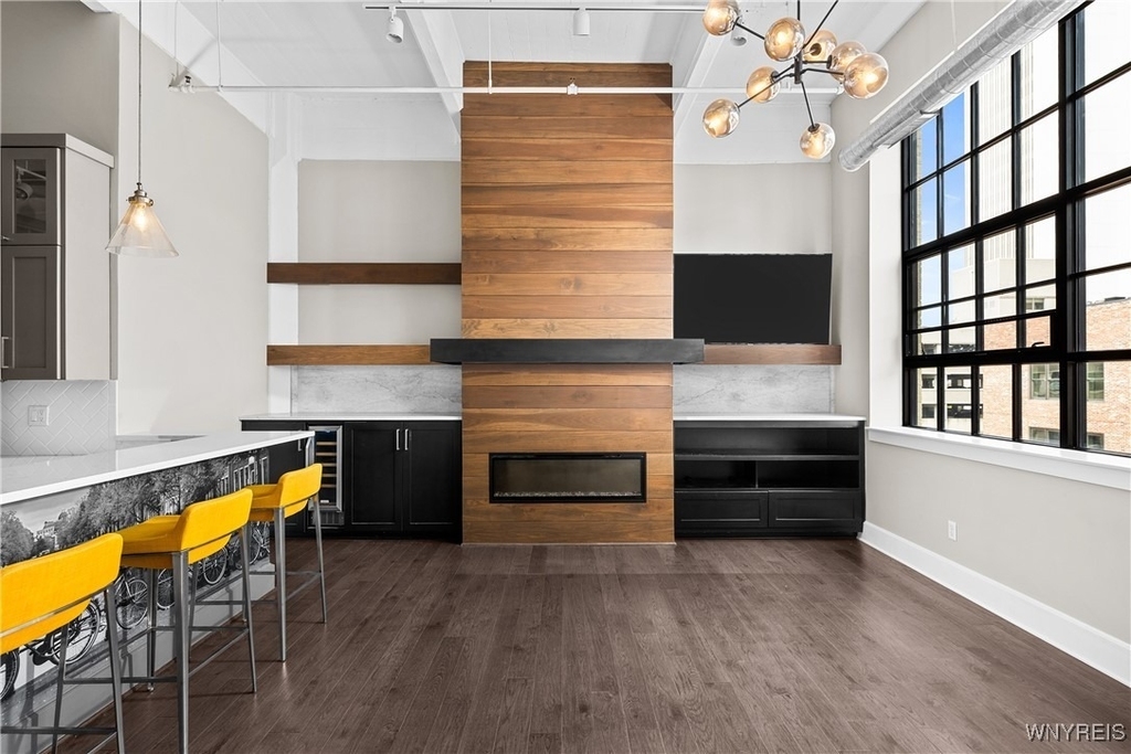 210 Ellicott Street - Photo 8