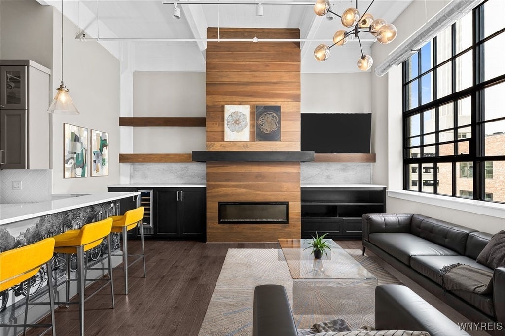 210 Ellicott Street - Photo 7
