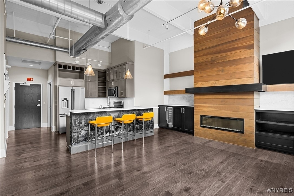 210 Ellicott Street - Photo 6