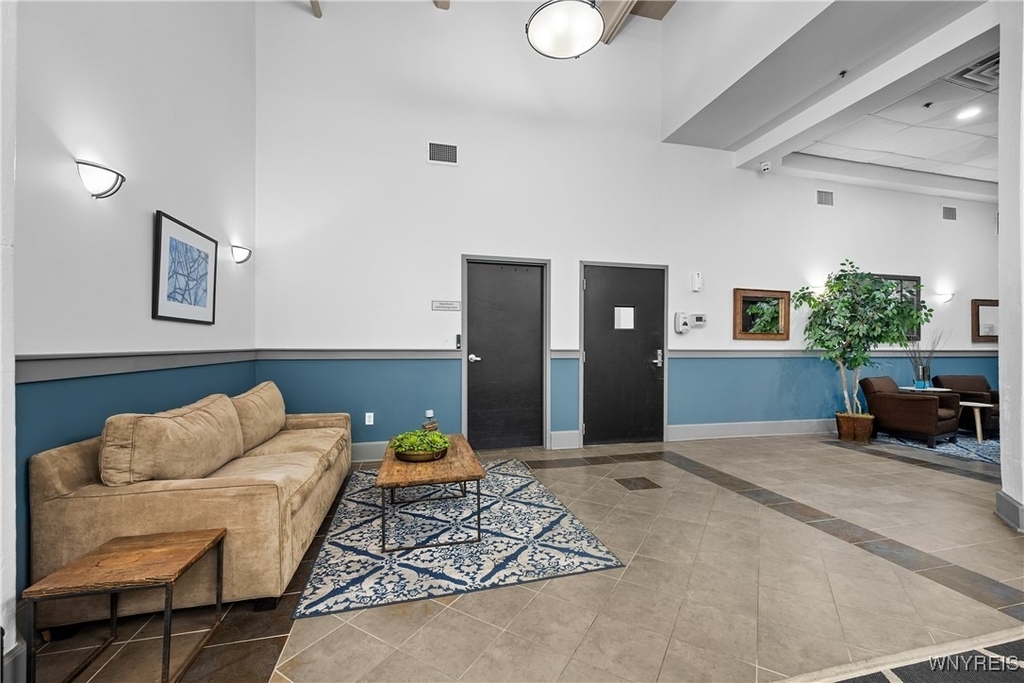 210 Ellicott Street - Photo 21
