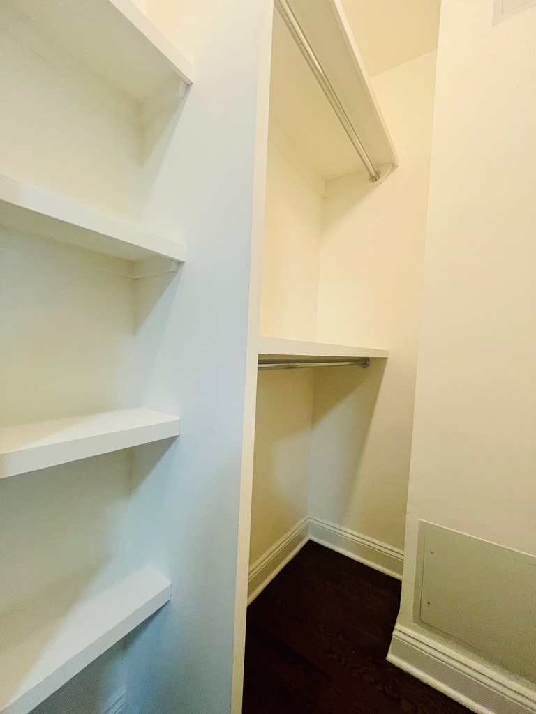 140 East 46th Street - Photo 9