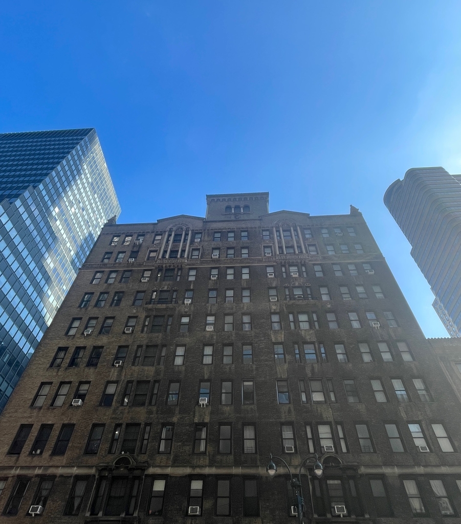 140 East 46th Street - Photo 15