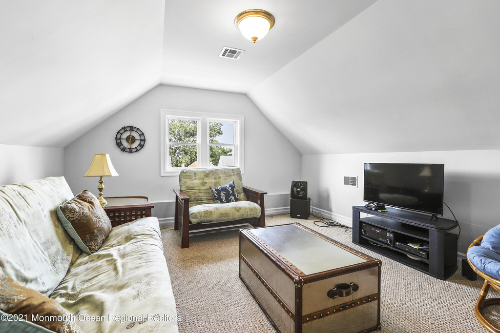 513 Ocean Park Avenue - Photo 21