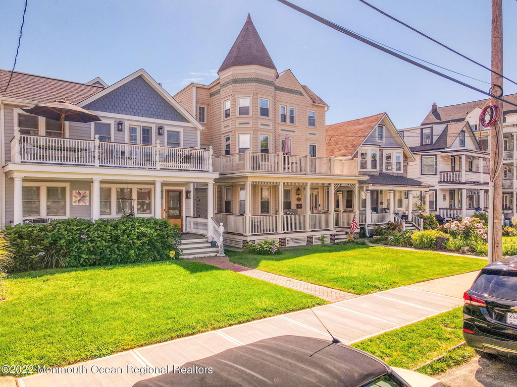 8 Surf Avenue - Photo 25