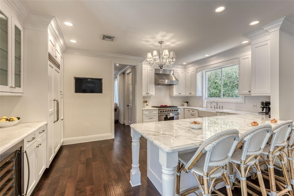 524 Poinciana Drive - Photo 8