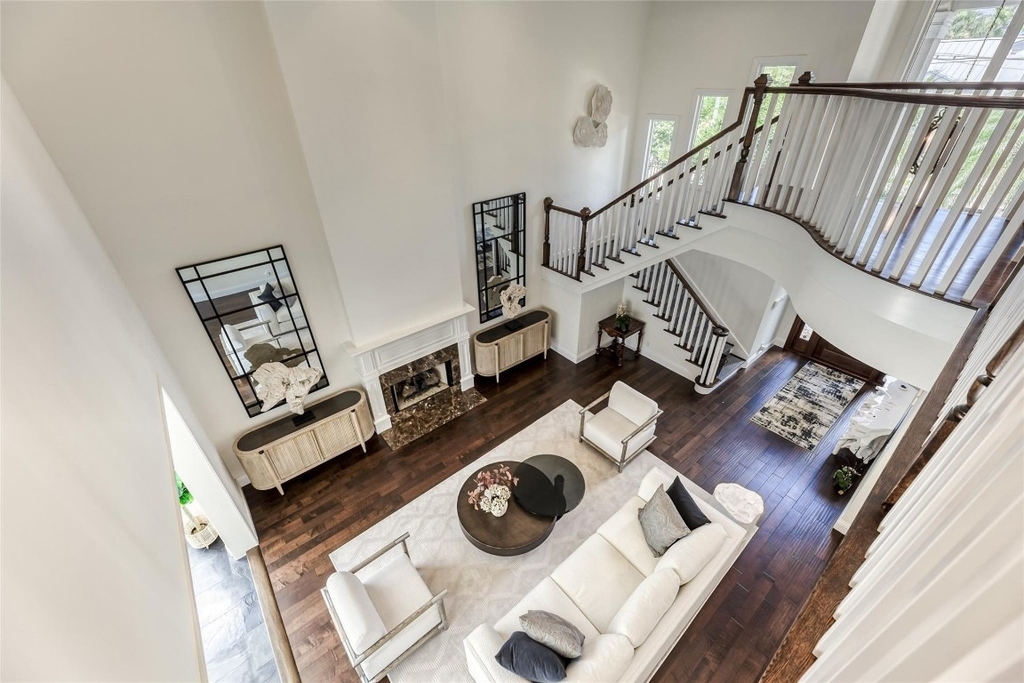 524 Poinciana Drive - Photo 1