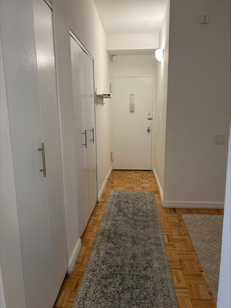 201 East 69th Street - Photo 18
