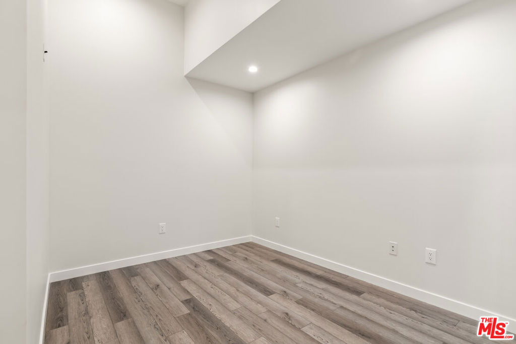2336 Scarff Street - Photo 29