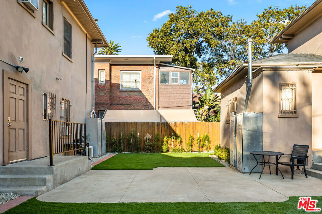 2336 Scarff Street - Photo 2