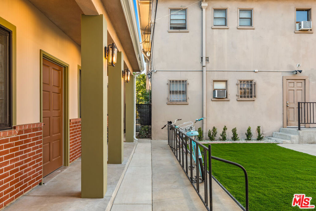 2336 Scarff Street - Photo 22