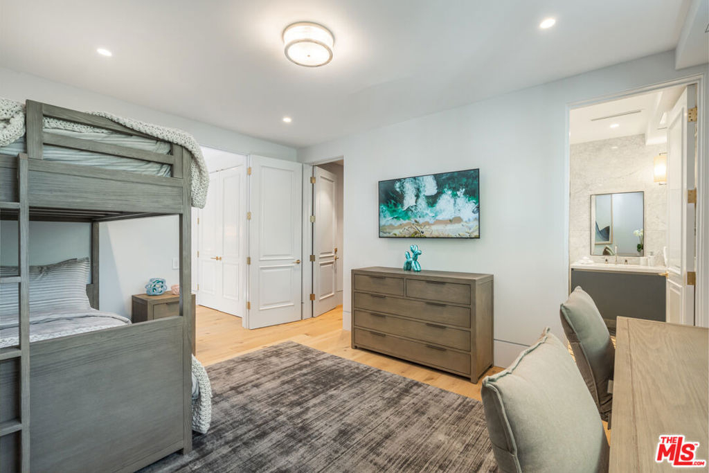 611 N Hillcrest Road - Photo 42