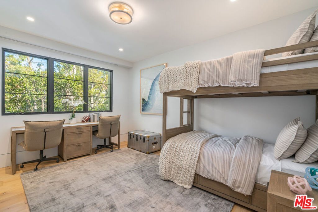 611 N Hillcrest Road - Photo 41