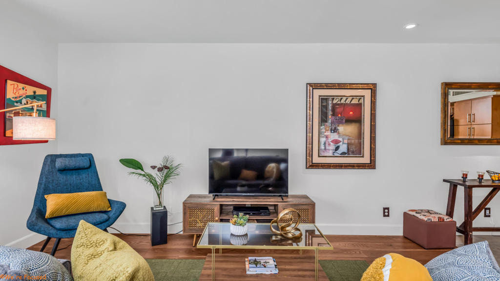 1655 E Palm Canyon Drive - Photo 5