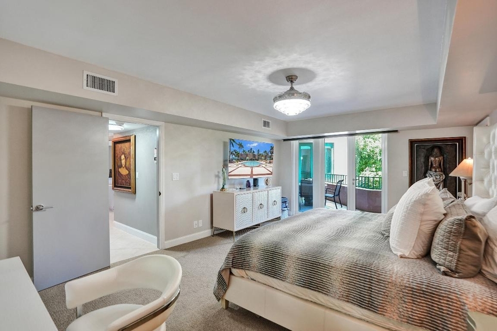 100 Se 5th Avenue - Photo 11
