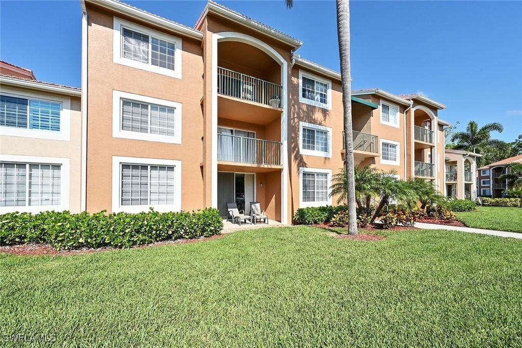 1265 Wildwood Lakes Boulevard - Photo 2