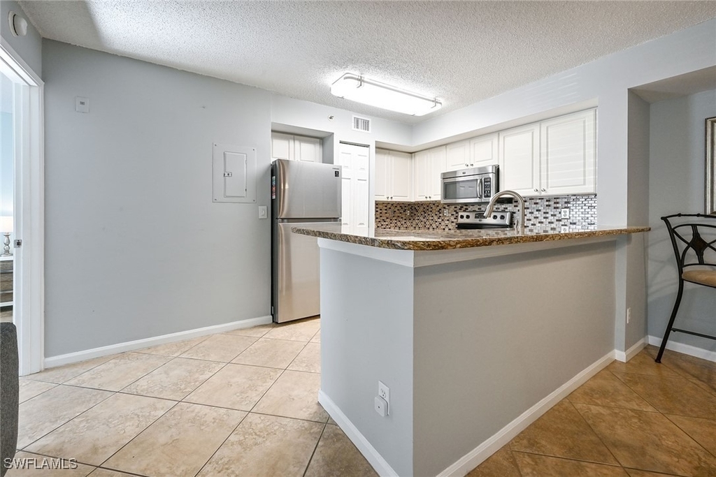 1265 Wildwood Lakes Boulevard - Photo 8