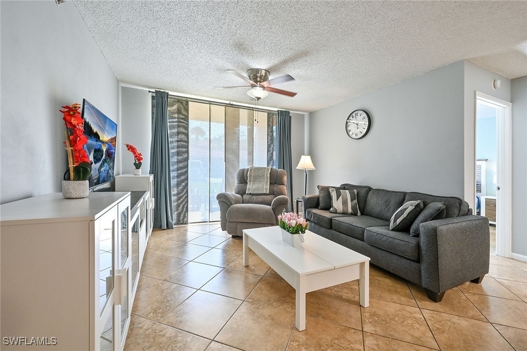1265 Wildwood Lakes Boulevard - Photo 3