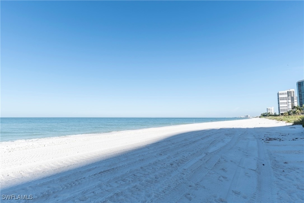 4001 Gulf Shore Boulevard N - Photo 32