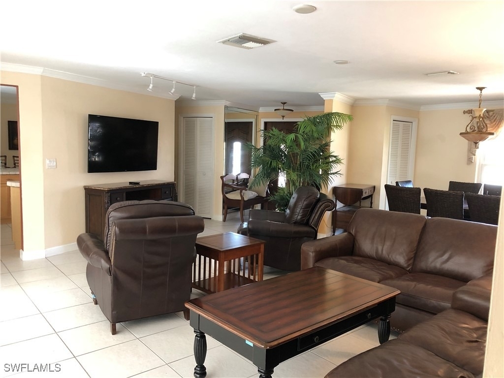550 Forest Hills Boulevard - Photo 35