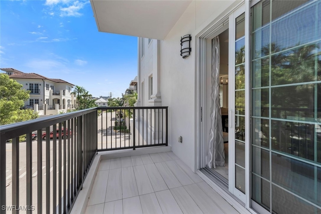 490 5th Street S - Photo 23