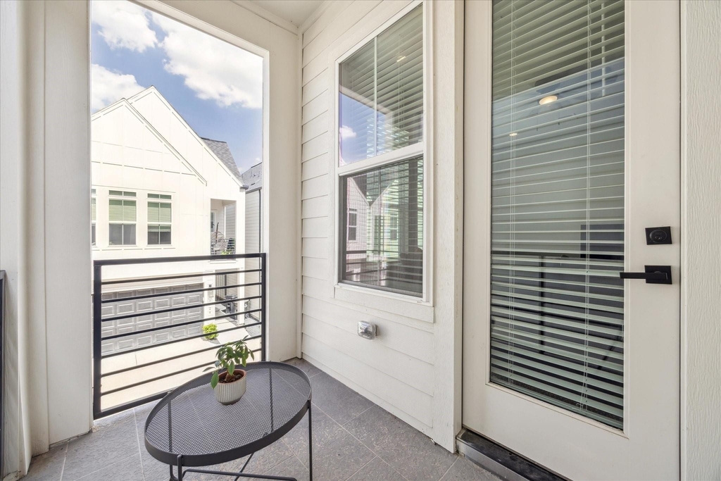 5723 White Magnolia Street - Photo 8