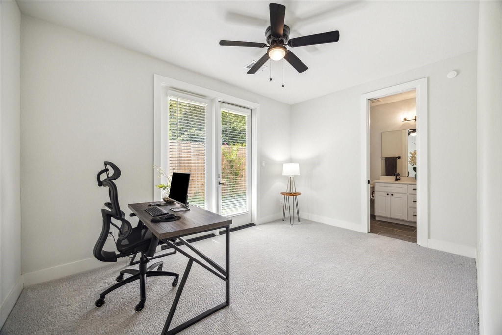 5723 White Magnolia Street - Photo 9