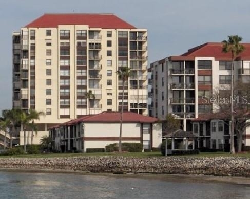 6279 Sun Boulevard - Photo 1