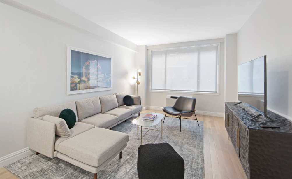 East 51st Street - Photo 0