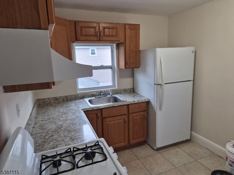 510 E 7th St - Photo 7