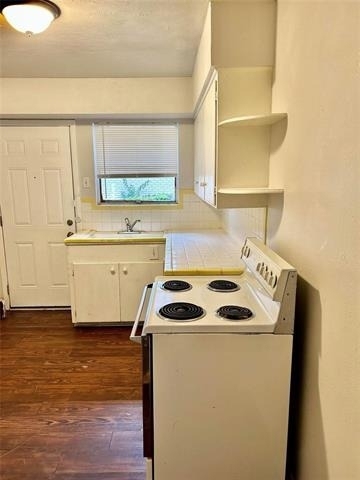 11223 Wyatt Street - Photo 2