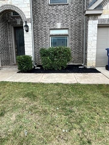 1221 Hoyt Drive - Photo 2