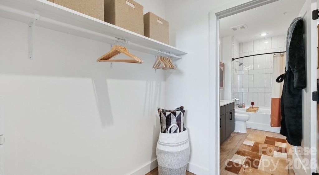 1007 S Mint Street - Photo 32