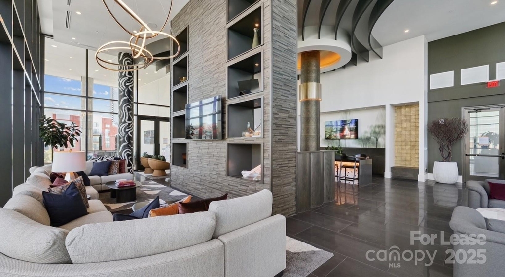 1007 S Mint Street - Photo 12