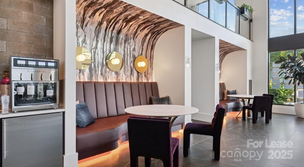1007 S Mint Street - Photo 5