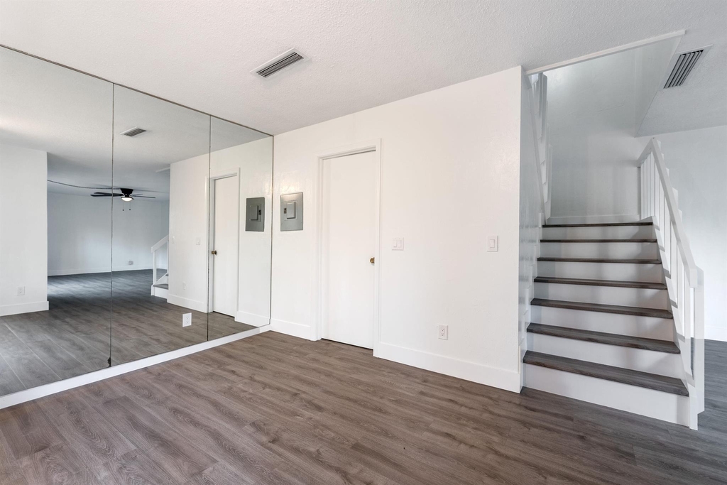 471 Kirk Road - Photo 8