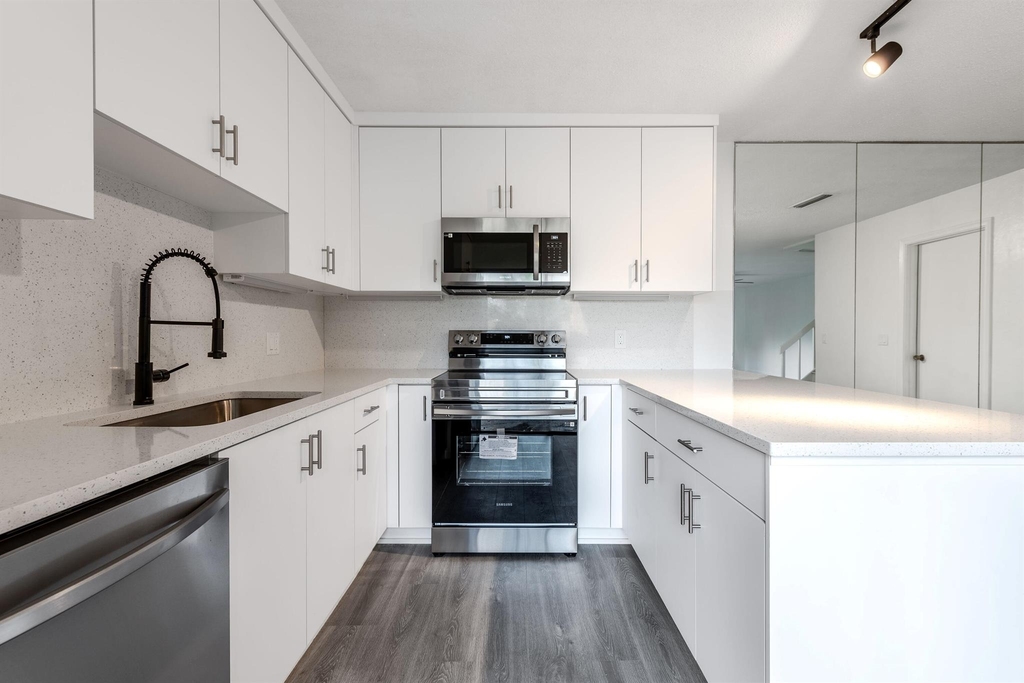 471 Kirk Road - Photo 10