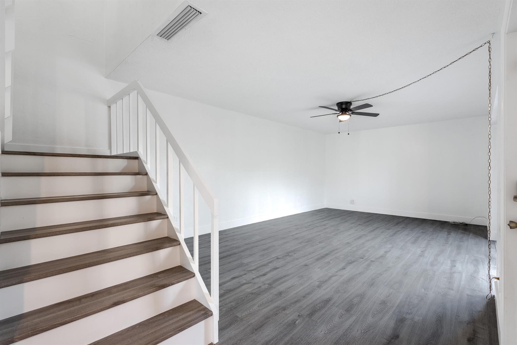 471 Kirk Road - Photo 4