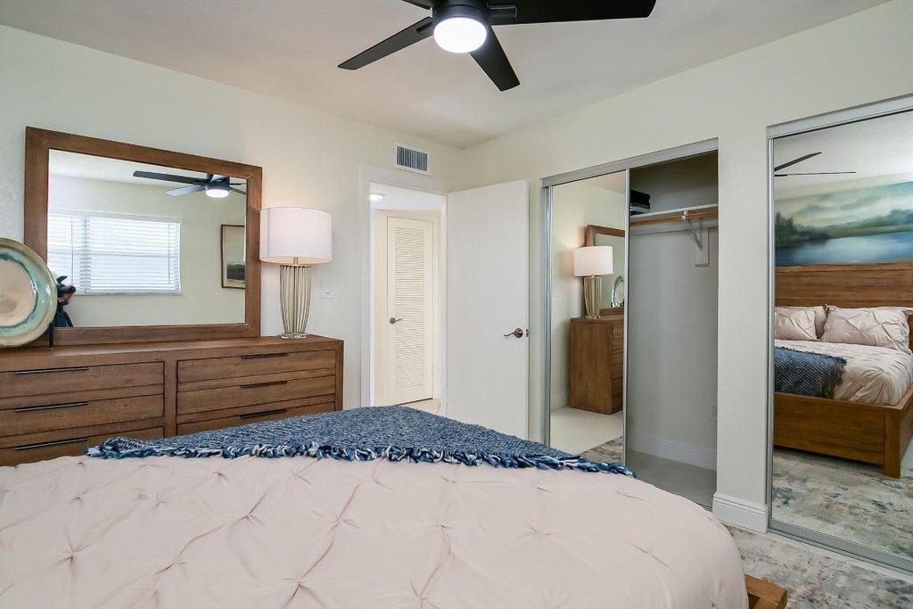 1225 Carlton Court - Photo 12
