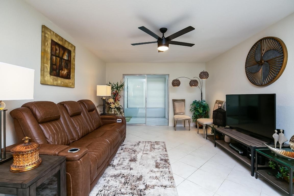 1225 Carlton Court - Photo 18