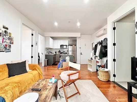 2514 Cortelyou Road - Photo 2