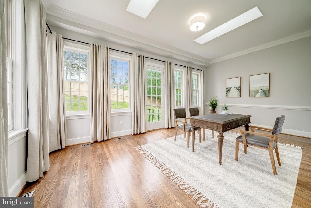 1111 Towlston Road - Photo 18