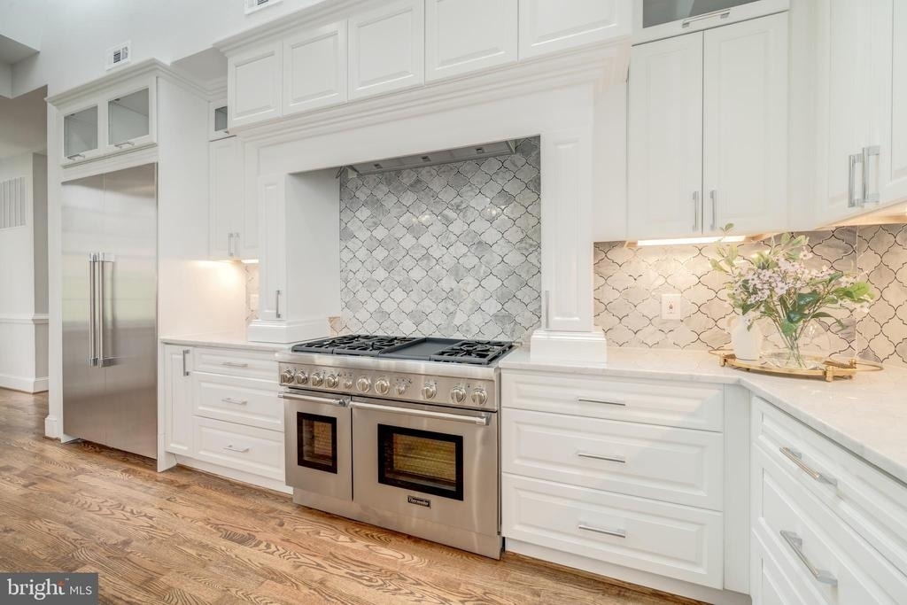 1111 Towlston Road - Photo 9