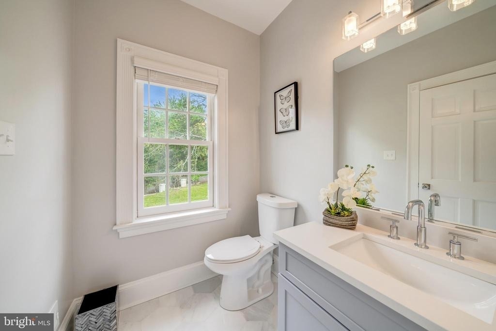 1111 Towlston Road - Photo 37
