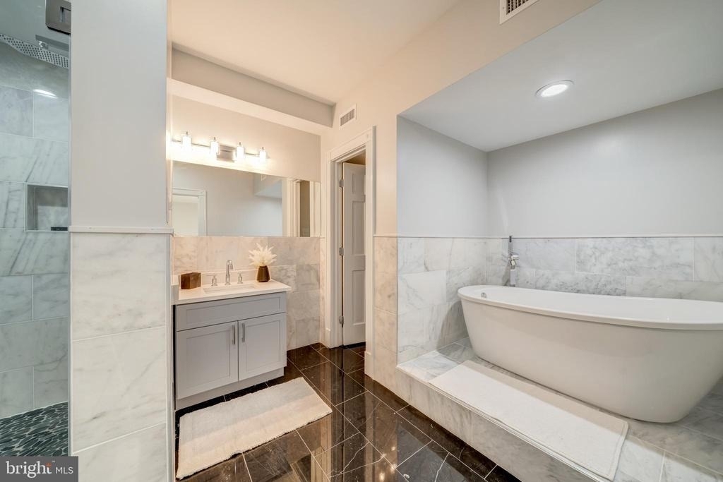 1111 Towlston Road - Photo 43