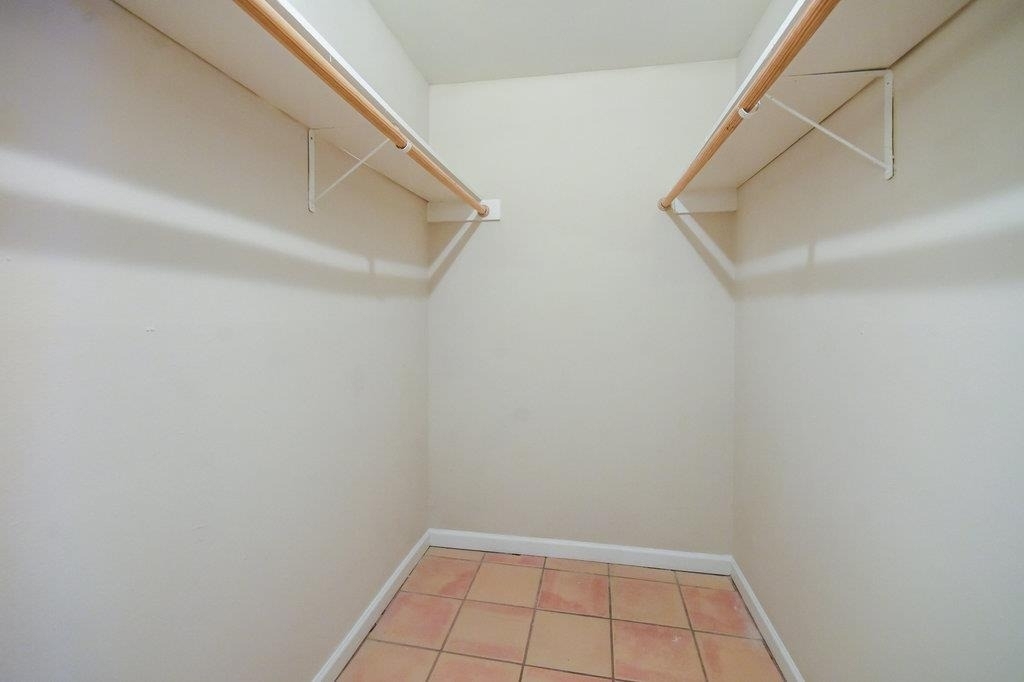 1000 W 26th St - Photo 15