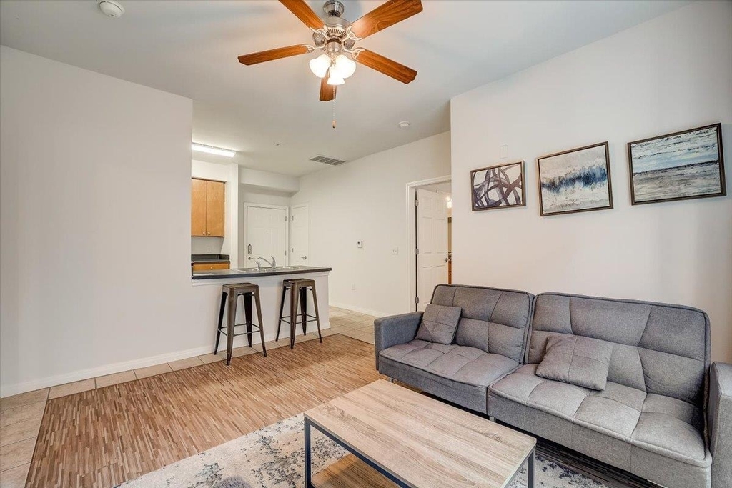 2515 Pearl - Photo 3