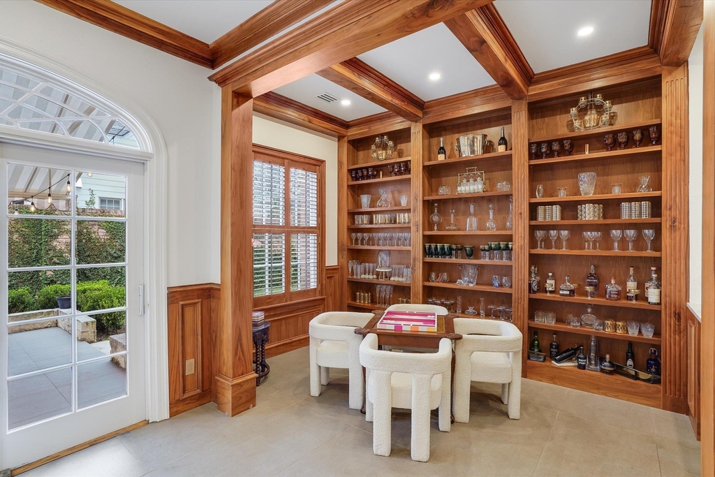 3705 Gilbert St - Photo 9